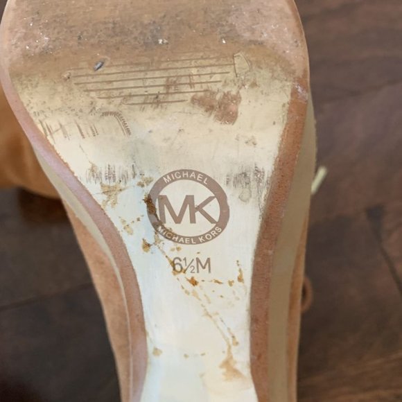 Michael Kors Tan Suede Booties size 6.5 - Picture 7 of 8